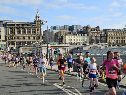 MARATONA DI EDIMBURGO | 42K,21K,10K,5K 2023